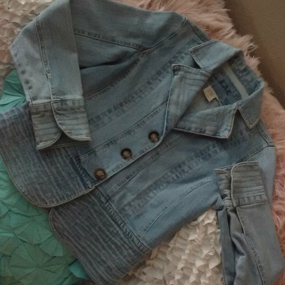Live A Little Jacket  size small